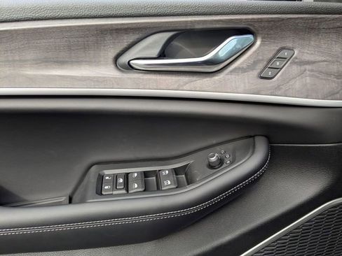 New 2025 Jeep Grand Cherokee Limited w/ Luxury Tech Group II image 11