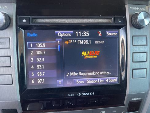 Used 2014 Toyota Tundra SR5 w/ SR5 Upgrade Package image 23