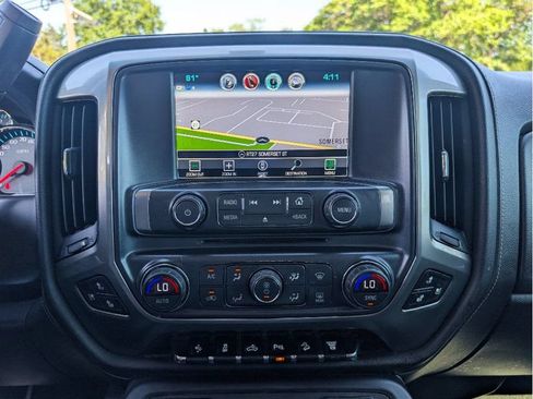 Used 2019 Chevrolet Silverado 2500 LTZ w/ Duramax Plus Package AWD/4WD image 31