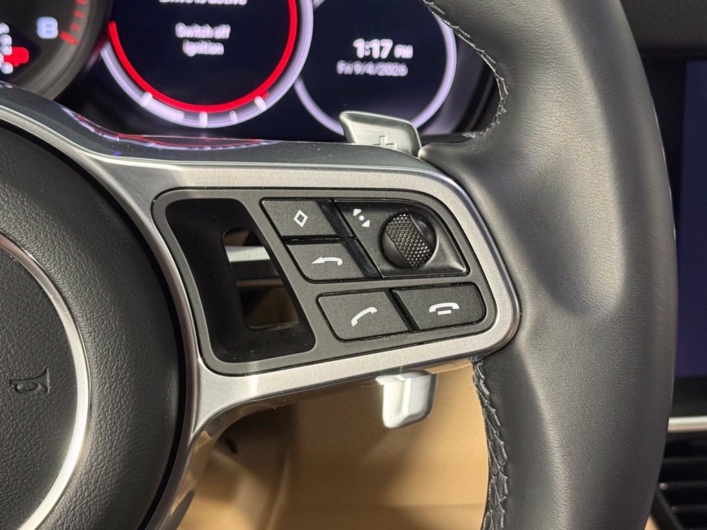 Certified 2023 Porsche Cayenne AWD/4WD image 22