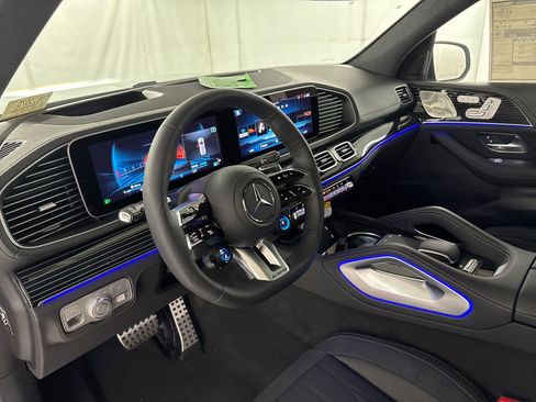 New 2026 Mercedes-Benz GLS 63 AMG 4MATIC image 4