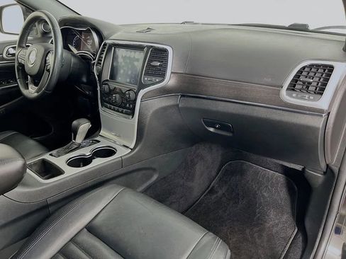Used 2018 Jeep Grand Cherokee Limited image 30