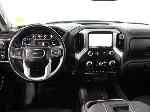 Used 2021 GMC Sierra 1500 SLT w/ SLT Premium Plus Package RWD image 4