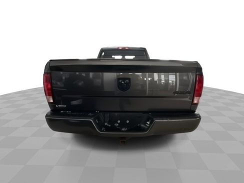 Used 2019 RAM 1500 Express w/ Express Value Package image 7