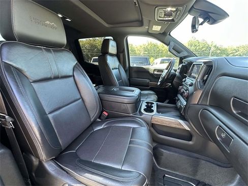 Used 2019 Chevrolet Silverado 1500 High Country image 29