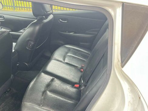 Used 2016 Nissan Leaf SL w/ Premium Package image 11