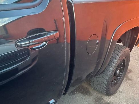 Used 2013 Chevrolet Silverado 2500 LTZ w/ LTZ Plus Package image 8