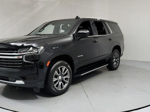 Used 2021 Chevrolet Tahoe LT w/ Rear Media and Nav Package AWD/4WD image 1