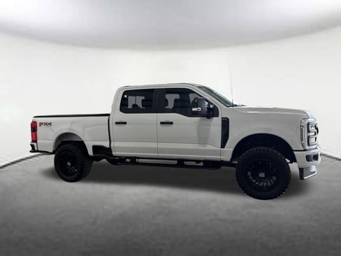 Used 2024 Ford F250 XL w/ STX Appearance Package image 5