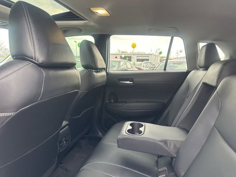 Used 2023 Toyota Corolla Cross XLE w/ Convenience Package image 18