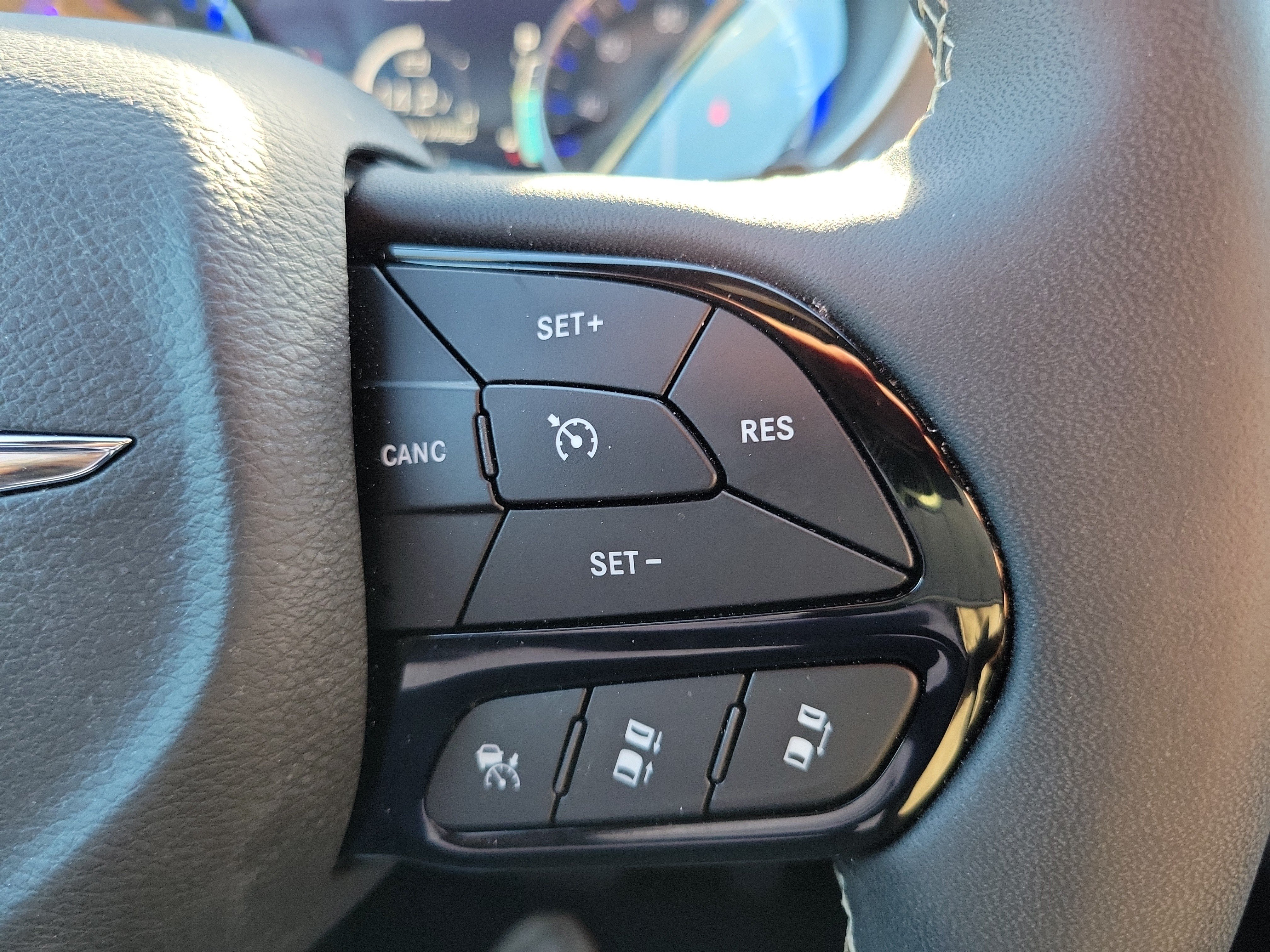 Used 2026 Chrysler Pacifica Select w/ S Appearance Package FWD image 18