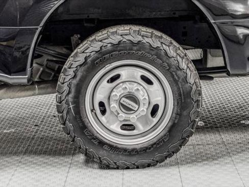 Used 2022 Ford F250 XL w/ Power Equipment Group image 30