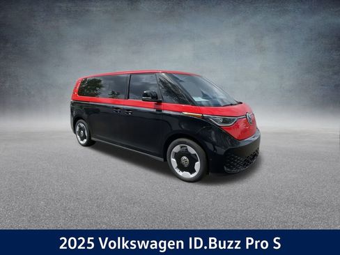 New 2025 Volkswagen ID. Buzz Pro S image 2