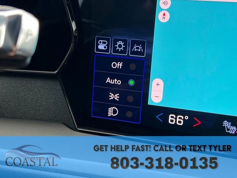 Used 2025 Chevrolet Traverse LT AWD/4WD image 48