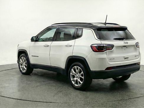 Used 2025 Jeep Compass Limited AWD/4WD image 6