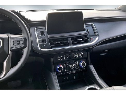 Used 2023 GMC Yukon AT4 w/ LPO, Floor Liner Package image 9