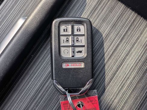 Used 2024 Honda Odyssey Sport image 28