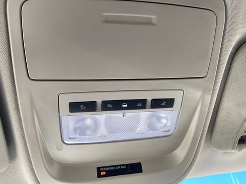 Used 2018 Chevrolet Colorado LT AWD/4WD image 23