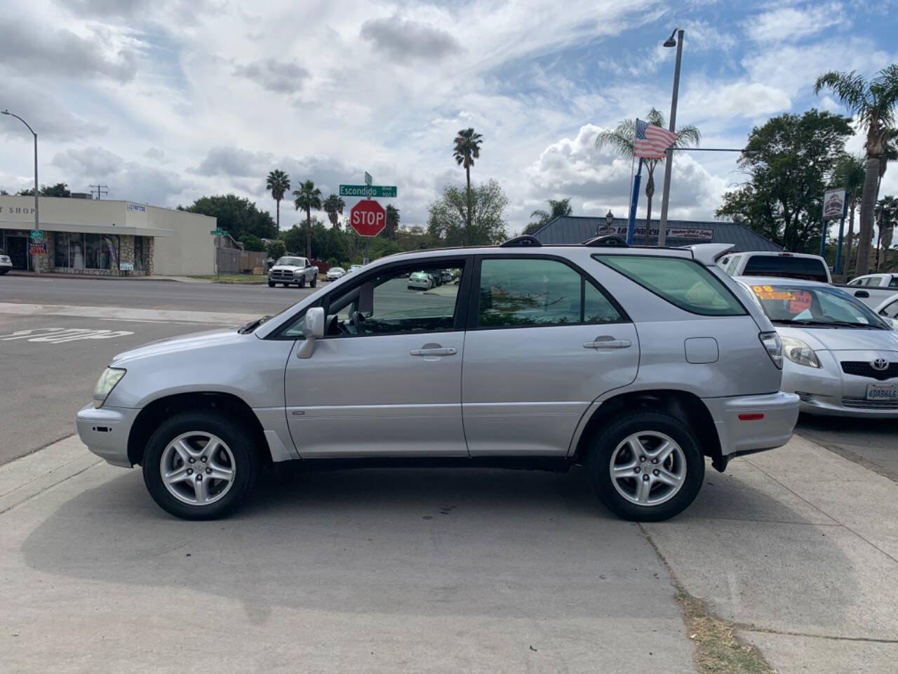Used 2002 Lexus RX 300 w/ Premium Pkg Plus FWD image 5