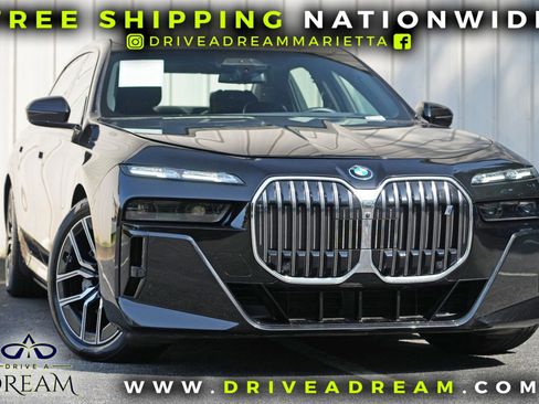Used 2023 BMW i7 xDrive60 w/ Executive Package 2 AWD/4WD image 2