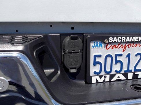 Used 2016 RAM 1500 Big Horn RWD image 8