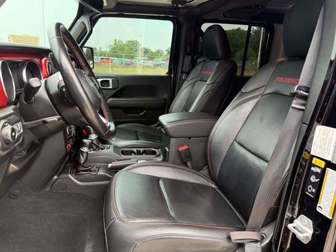 Used 2021 Jeep Wrangler Unlimited Rubicon w/ Uconnect 4C Nav & Sound Group AWD/4WD image 19