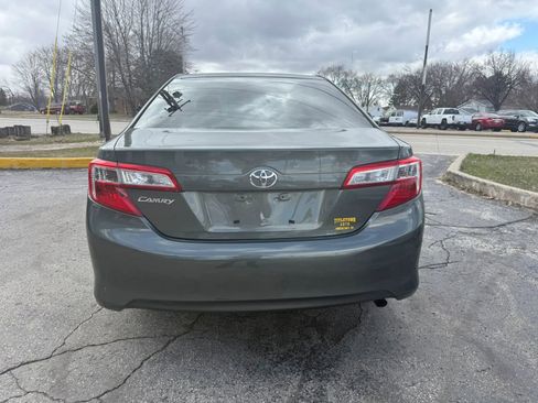 Used 2013 Toyota Camry L image 6