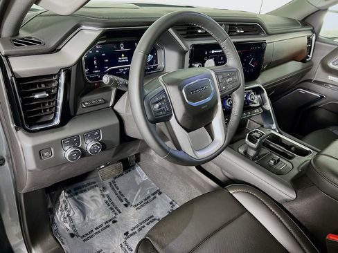 Used 2024 GMC Sierra 1500 Denali w/ Technology Package image 9