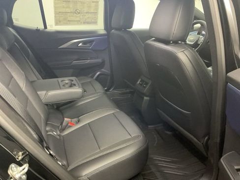 New 2026 Chevrolet Equinox EV LT image 31