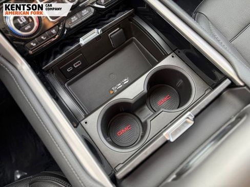 Used 2023 GMC Yukon Denali image 29