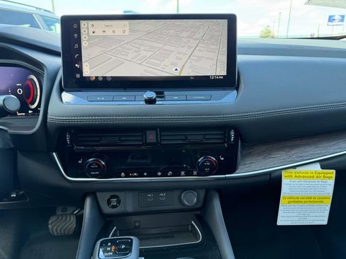 New 2026 Nissan Rogue Platinum image 22