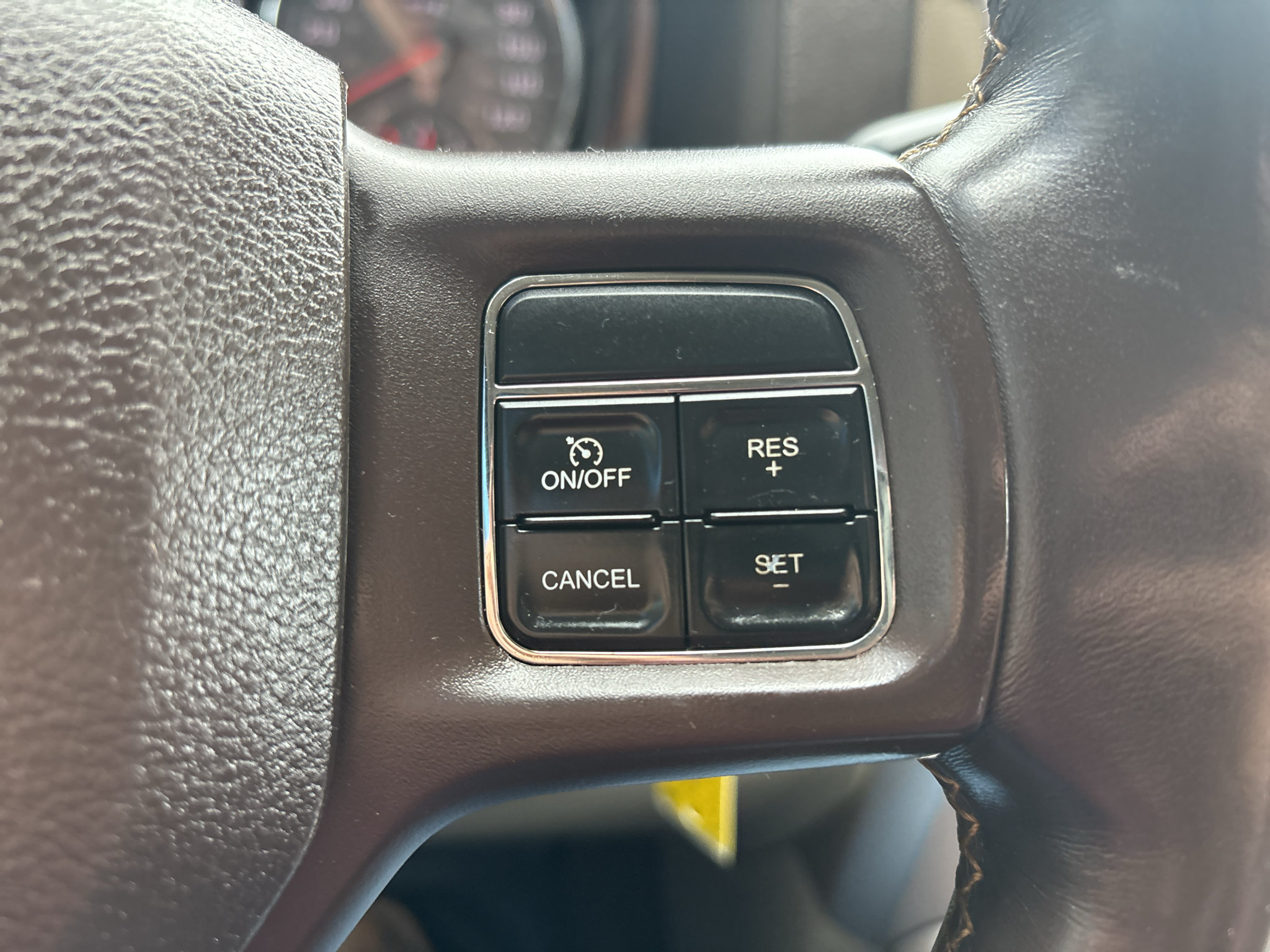 Used 2012 RAM 2500 Longhorn w/ Cold Weather Group AWD/4WD image 16
