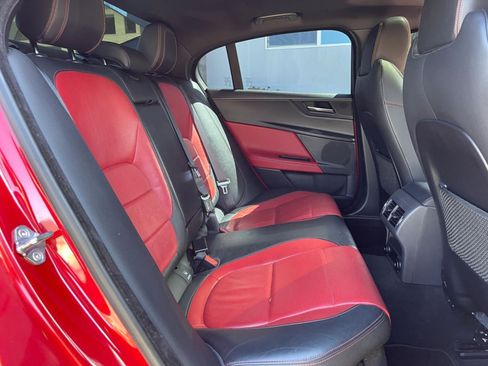 Used 2019 Jaguar XE Landmark Edition RWD image 31