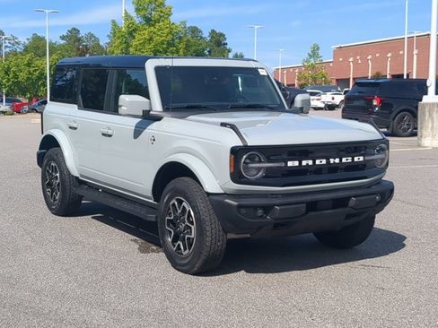 Certified 2024 Ford Bronco Outer Banks AWD/4WD image 4