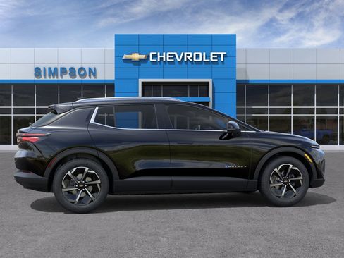 New 2026 Chevrolet Equinox EV LT image 30