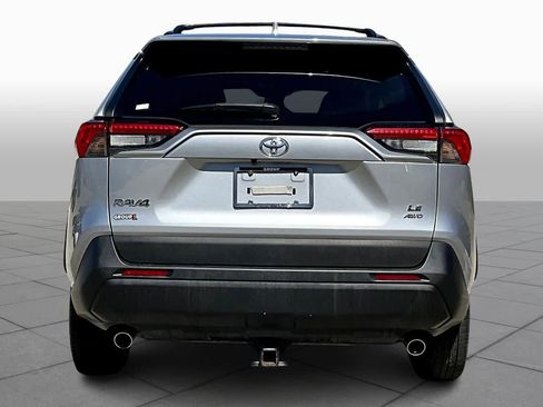 Used 2020 Toyota RAV4 LE w/ All Weather Liner Package AWD/4WD image 5