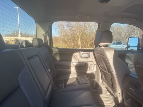 Used 2015 GMC Sierra 2500 SLT w/ All-Terrain HD Package image 11