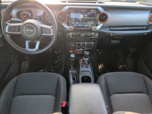 Certified 2023 Jeep Gladiator Mojave image 19