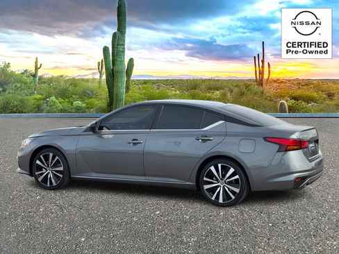 Certified 2021 Nissan Altima 2.5 SR image 4