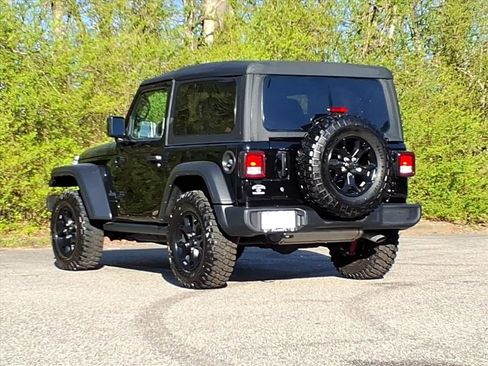 Used 2022 Jeep Wrangler Sport image 11