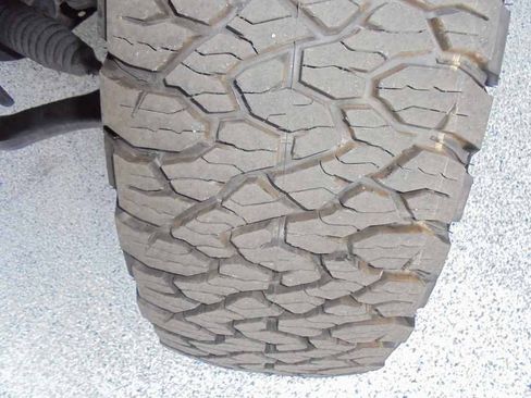 Used 2023 Ford F150 XLT AWD/4WD image 5