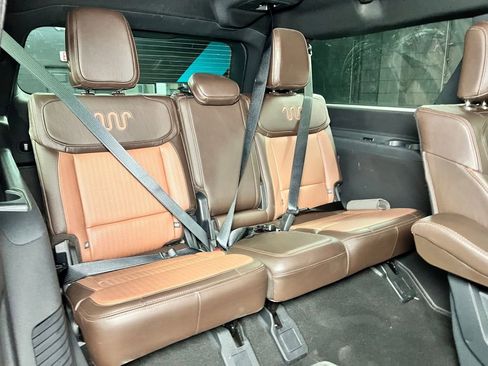 Used 2025 Ford Expedition Max King Ranch AWD/4WD image 18