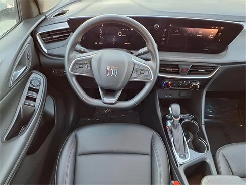 Used 2024 Buick Encore GX Sport Touring image 9