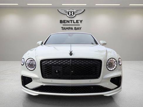 New 2025 Bentley Flying Spur Plug-In Hybrid image 2