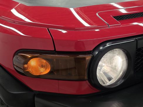 Used 2012 Toyota FJ Cruiser w/ Trail Teams Special Edition image 46