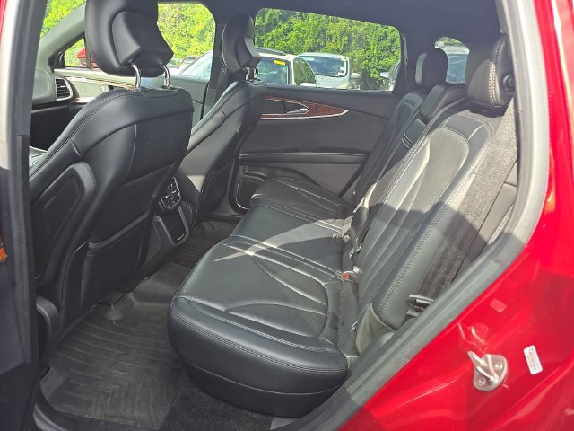 Used 2017 Lincoln MKX Reserve AWD/4WD image 13