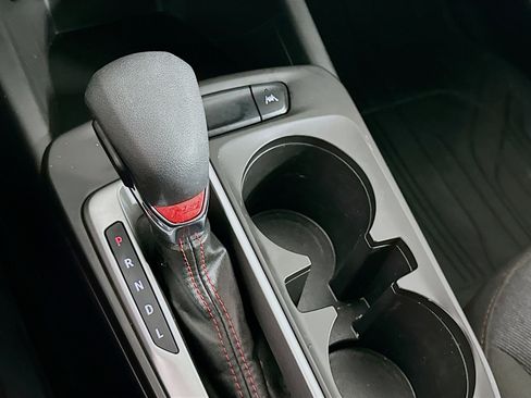 Used 2024 Chevrolet Trax RS w/ Sunroof Package image 24