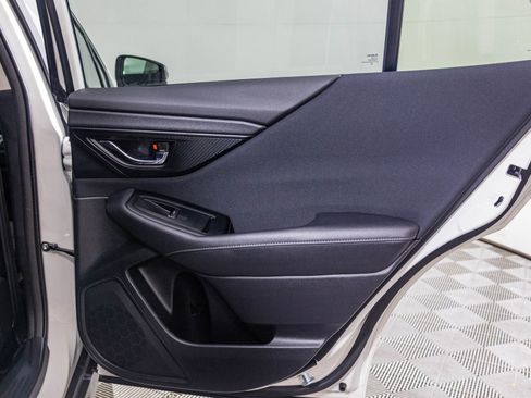 Used 2025 Subaru Outback Premium w/ Popular Package #1A image 39