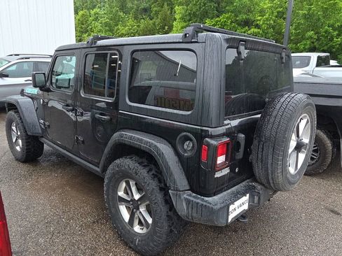 Used 2019 Jeep Wrangler Unlimited Sport S AWD/4WD image 4