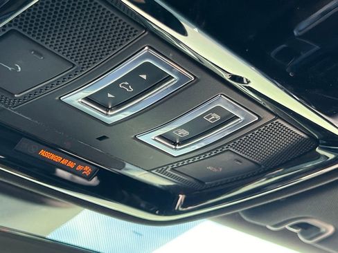 Used 2022 Land Rover Range Rover Sport SVR image 34